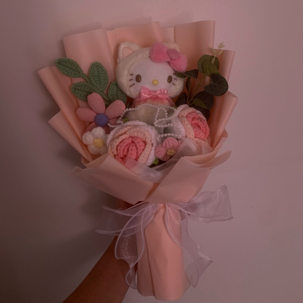 Cute Hello kitty crochet bouquet